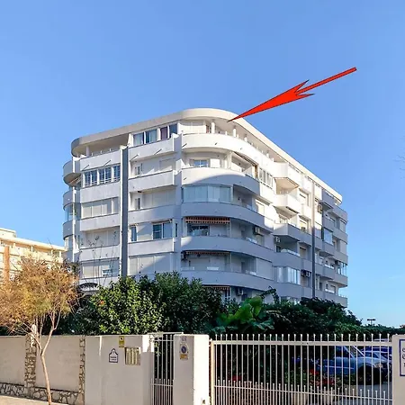 La Duquesa Penthouse شقة فوينخيرولا