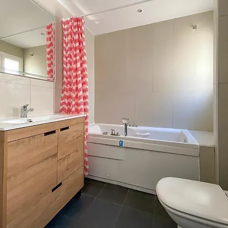 La Duquesa Penthouse شقة *